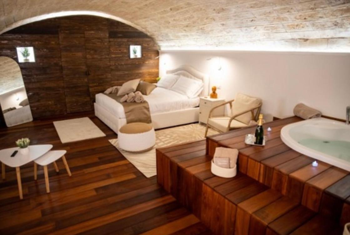 Lc Luxury Apartment Bari Bagian luar foto