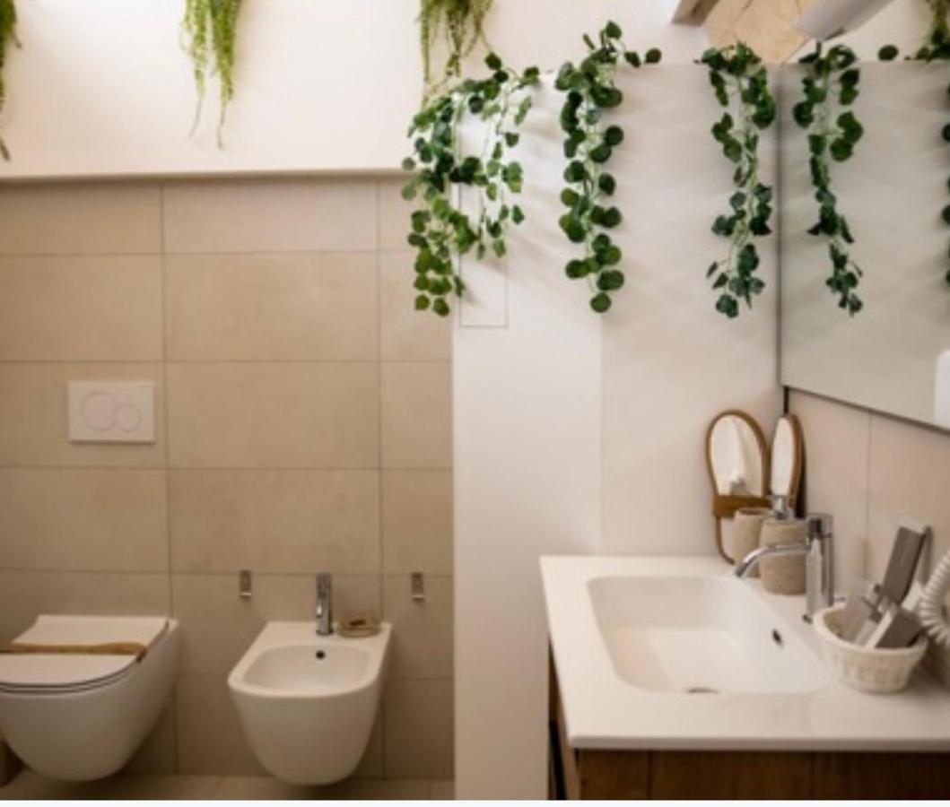 Lc Luxury Apartment Bari Bagian luar foto