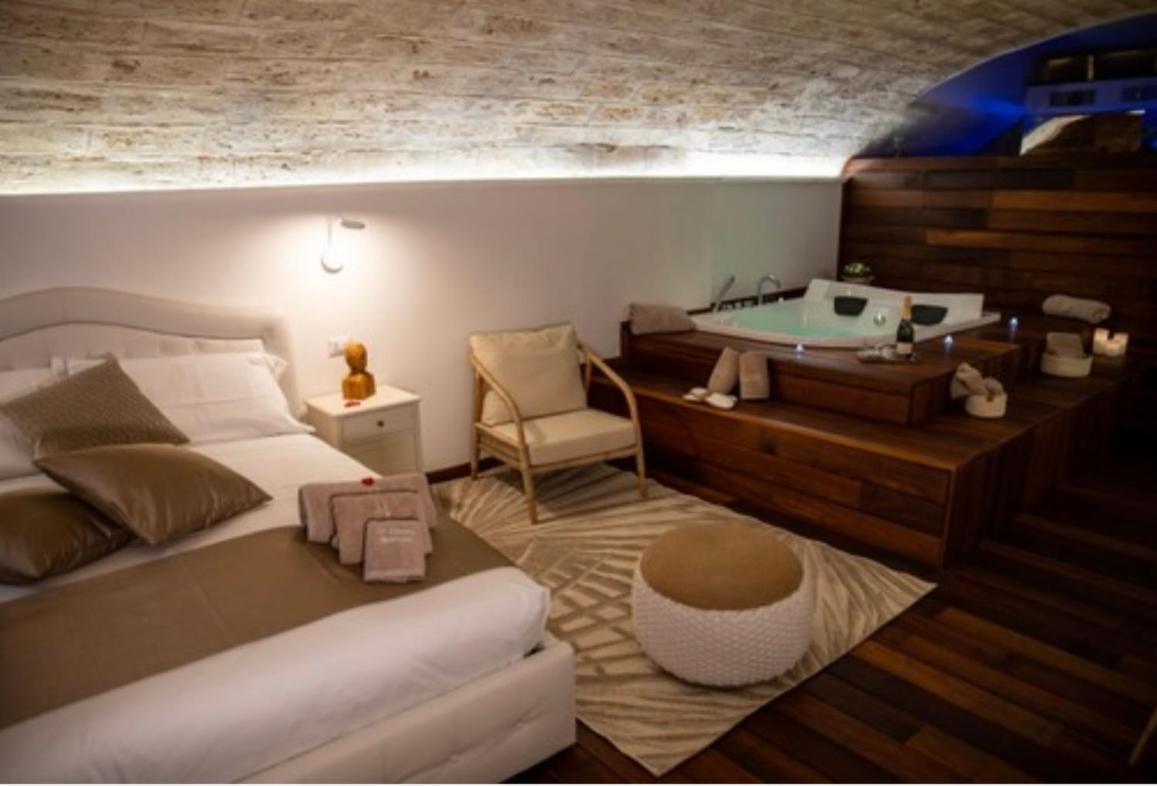 Lc Luxury Apartment Bari Bagian luar foto