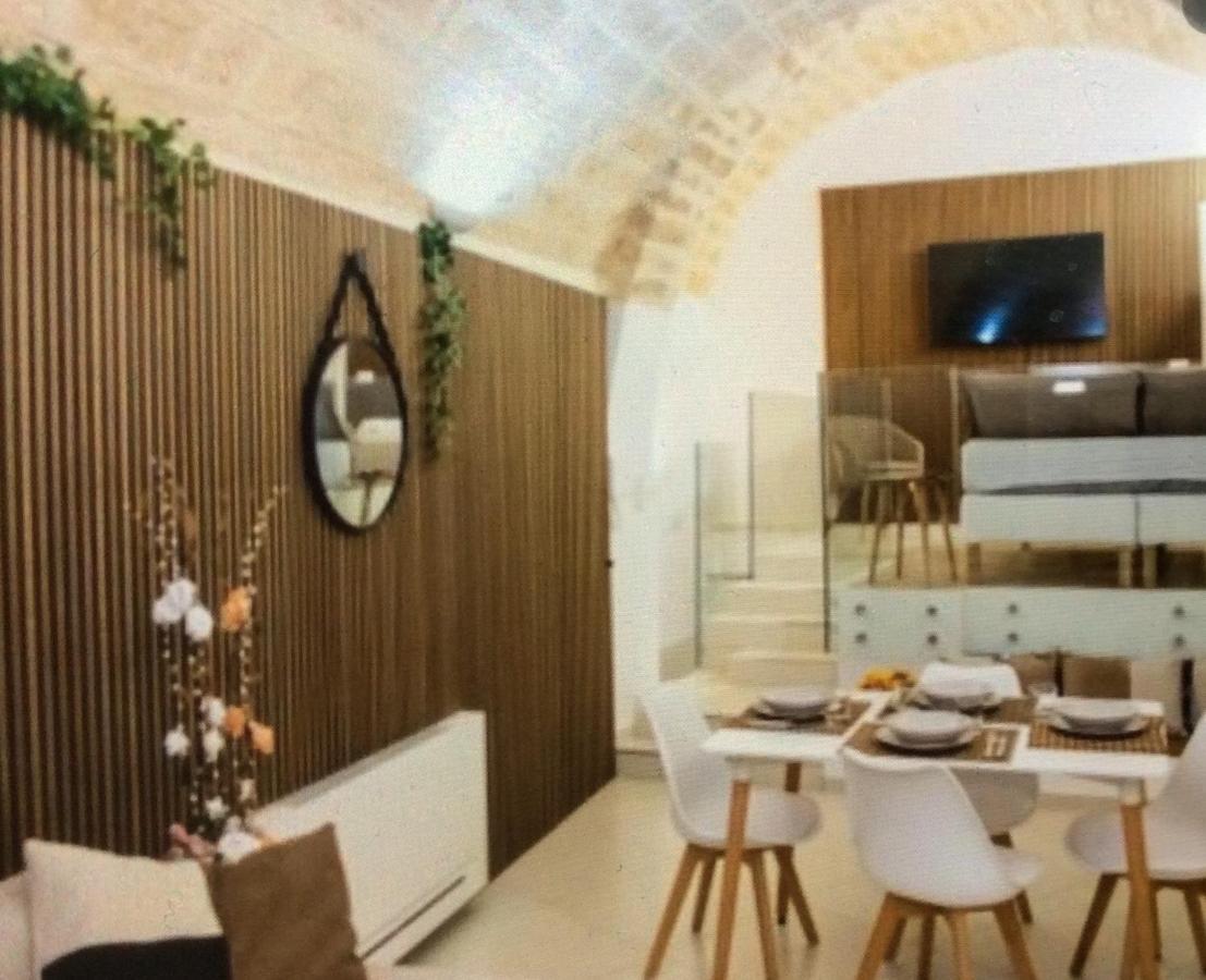 Lc Luxury Apartment Bari Bagian luar foto