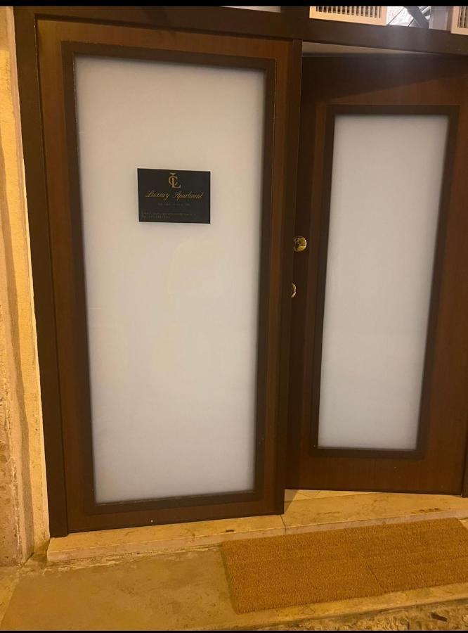 Lc Luxury Apartment Bari Bagian luar foto